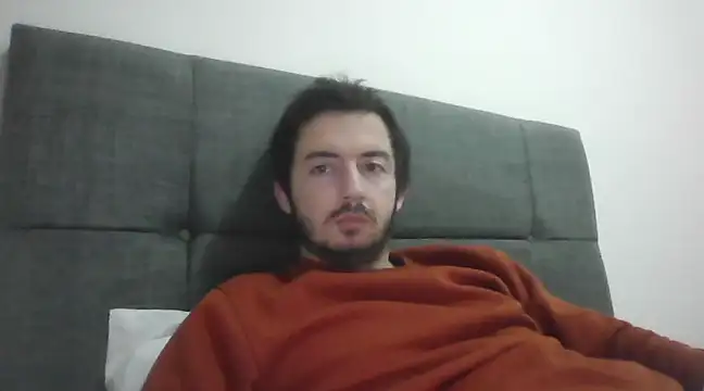 laynufff online show from February 10, 6:09 am