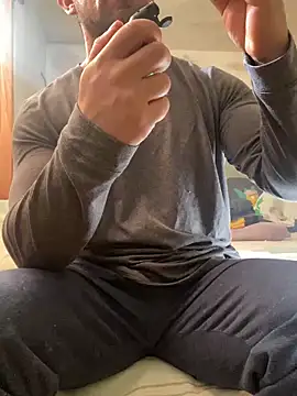 FumesClouds online show from January 2, 8:13 pm