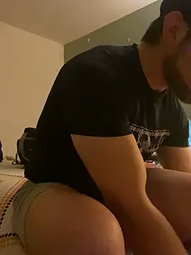 FumesClouds online show from February 2, 1:52 pm