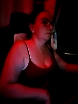 Snapshot of cuplubijoanna chatting on November 29, 4:26 am cuplubijoanna online show from November 29, 4:26 am