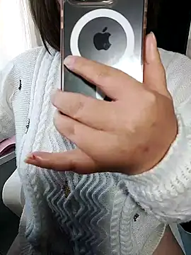 Snapshot of palzkybi123 chatting on February 10, 3:24 am palzkybi123 online show from February 10, 3:24 am