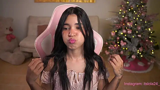 its lola24 online show from December 17, 11:16 pm