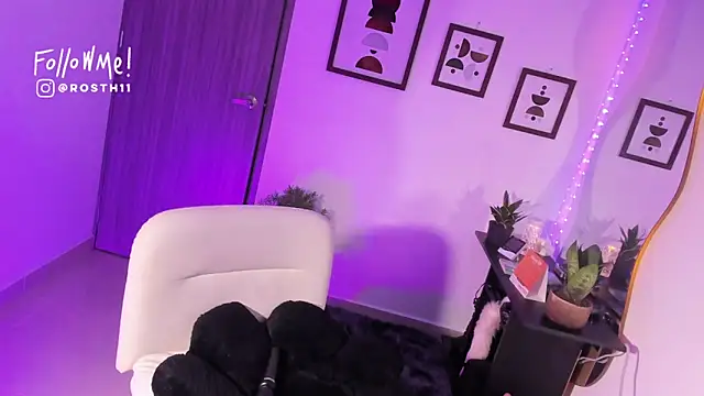 rossth1 online show from March 2, 10:48 pm