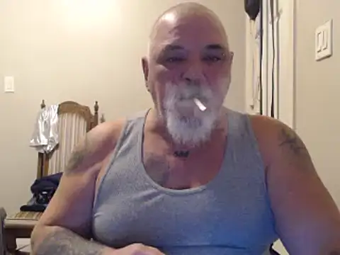Snapshot of Newfiesausage1972 chatting on January 30, 3:19 pm Newfiesausage1972 online show from January 30, 3:19 pm