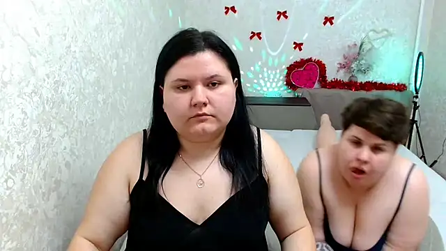 BeckyAndHellen online show from January 9, 7:29 pm