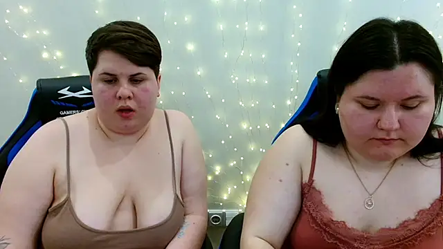 BeckyAndHellen online show from March 21, 10:46 pm
