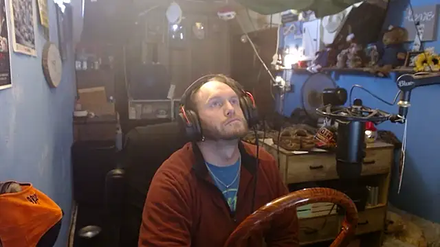 Snapshot of long_thinmint86 chatting on February 18, 3:32 pm long thinmint86 online show from February 18, 3:32 pm