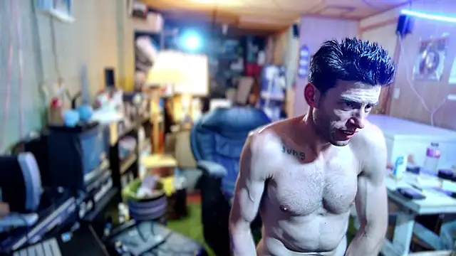 Snapshot of savageconfidence chatting on October 3, 8:33 am savageconfidence online show from October 3, 8:33 am