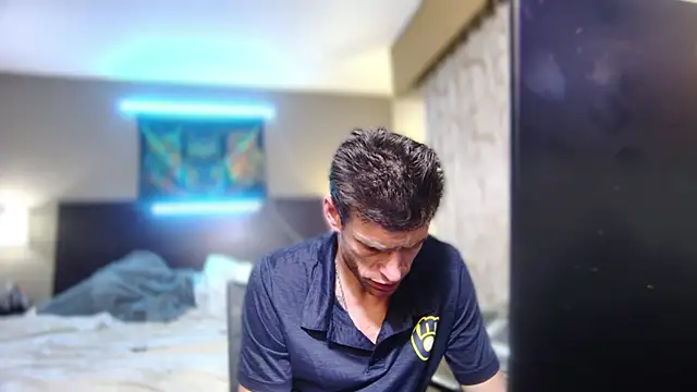 Snapshot of savageconfidence chatting on November 26, 10:27 am savageconfidence online show from November 26, 10:27 am