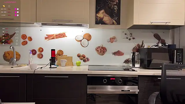 Snapshot of cindycumalot chatting on November 29, 6:11 pm cindycumalot online show from November 29, 6:11 pm