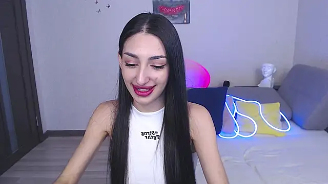 Lina Robbins online show from February 28, 5:15 am