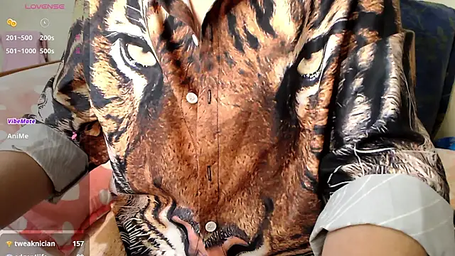 RoseStarr online show from October 3, 8:06 pm