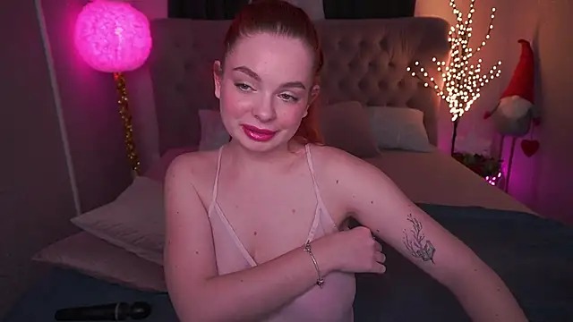 Snapshot of CarolinaDia chatting on January 20, 2:53 am CarolinaDia online show from January 20, 2:53 am