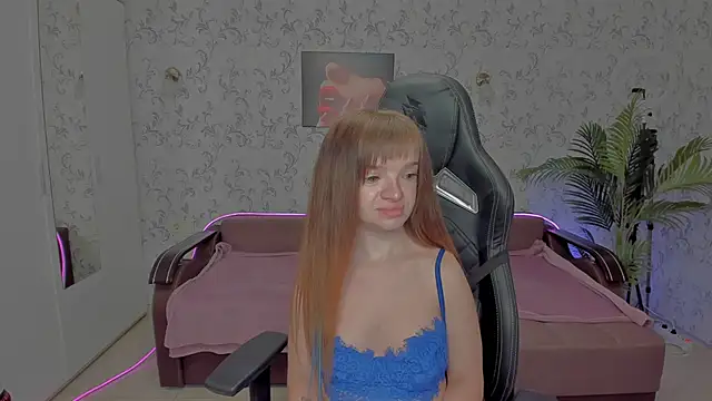 Snapshot of Eva_Rosec chatting on December 11, 3:15 pm Eva Rosec online show from December 11, 3:15 pm