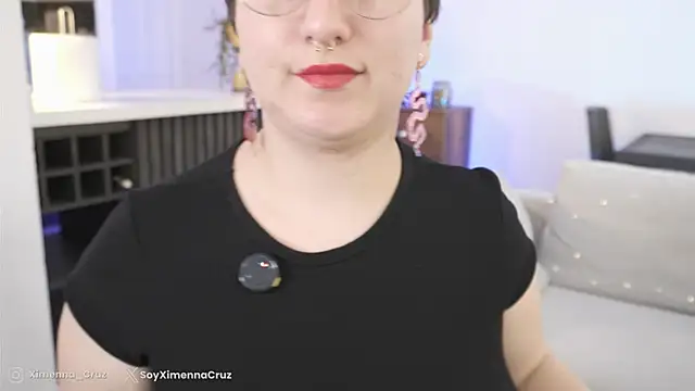 Ximenna Cruz online show from September 9, 8:19 pm