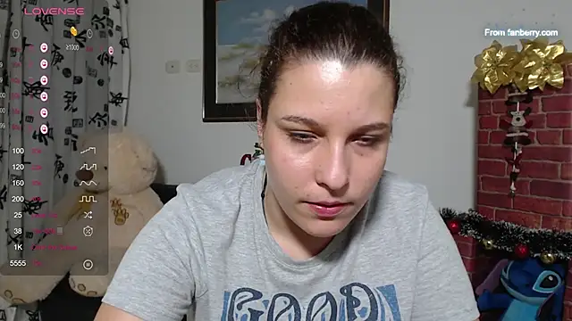 Snapshot of alexia_87 chatting on December 7, 4:31 am alexia 87 online show from December 7, 4:31 am