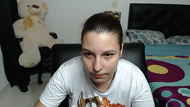 Snapshot of alexia_87 chatting on January 28, 8:25 am alexia 87 online show from January 28, 8:25 am