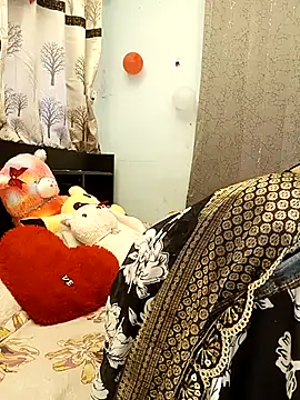 Divya girl online show from November 15, 8:44 am