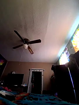 nuttinbuttcock69 online show from May 6, 12:43 pm