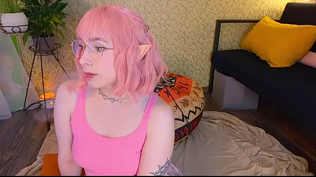 EmmyAmbros online show from November 10, 6:29 pm