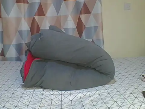 HoLy-ViRgiN online show from October 27, 9:52 pm