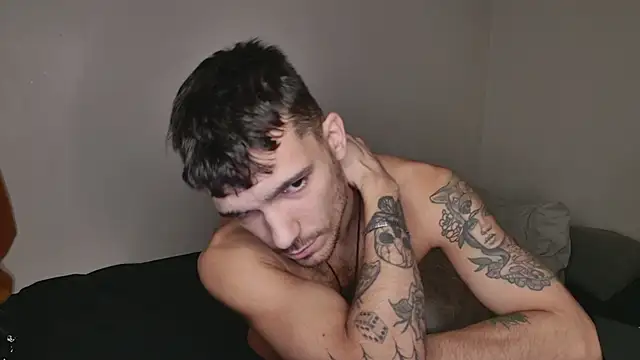 Snapshot of JackDesFeux chatting on January 12, 10:33 pm JackDesFeux online show from January 12, 10:33 pm