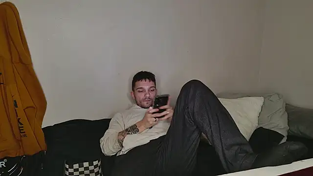 Snapshot of JackDesFeux chatting on January 13, 4:39 am JackDesFeux online show from January 13, 4:39 am