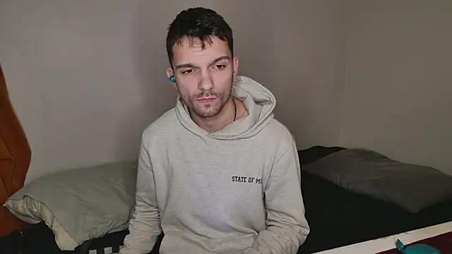 Snapshot of JackDesFeux chatting on January 13, 12:02 pm JackDesFeux online show from January 13, 12:02 pm