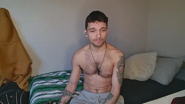 Snapshot of JackDesFeux chatting on January 22, 1:53 pm JackDesFeux online show from January 22, 1:53 pm