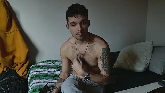 Snapshot of JackDesFeux chatting on January 22, 4:55 pm JackDesFeux online show from January 22, 4:55 pm