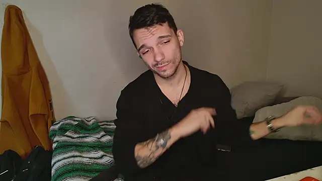 Snapshot of JackDesFeux chatting on January 26, 3:25 pm JackDesFeux online show from January 26, 3:25 pm