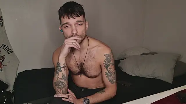 Snapshot of JackDesFeux chatting on February 6, 2:22 am JackDesFeux online show from February 6, 2:22 am