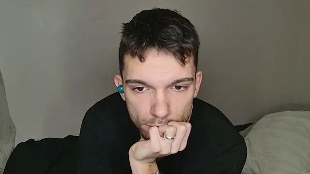 Snapshot of JackDesFeux chatting on February 17, 9:46 am JackDesFeux online show from February 17, 9:46 am