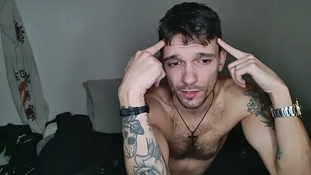 Snapshot of JackDesFeux chatting on February 18, 12:15 am JackDesFeux online show from February 18, 12:15 am