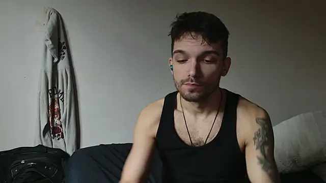 Snapshot of JackDesFeux chatting on February 25, 2:22 pm JackDesFeux online show from February 25, 2:22 pm