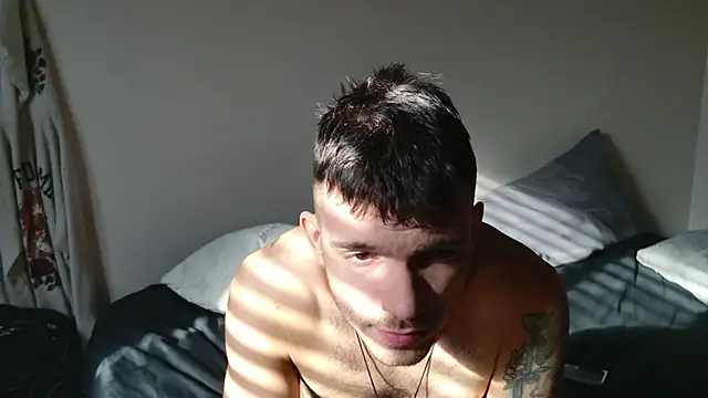 Snapshot of JackDesFeux chatting on February 28, 7:56 pm JackDesFeux online show from February 28, 7:56 pm