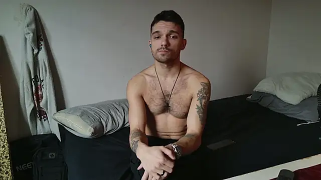 Snapshot of JackDesFeux chatting on March 11, 8:53 pm JackDesFeux online show from March 11, 8:53 pm