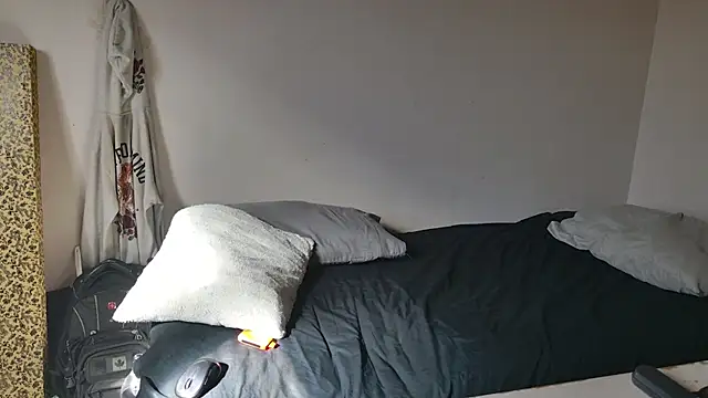 Snapshot of JackDesFeux chatting on March 19, 7:06 pm JackDesFeux online show from March 19, 7:06 pm