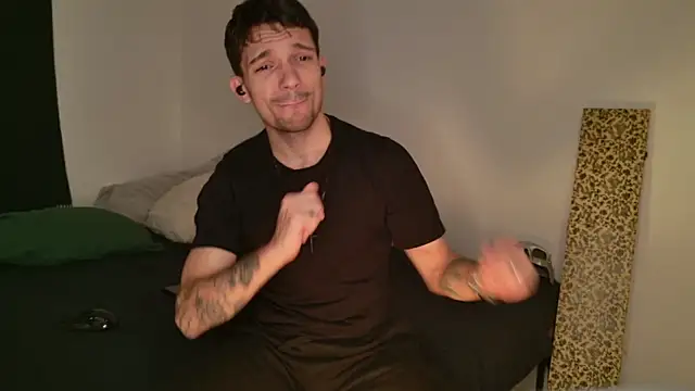 Snapshot of JackDesFeux chatting on September 11, 3:06 am JackDesFeux online show from September 11, 3:06 am