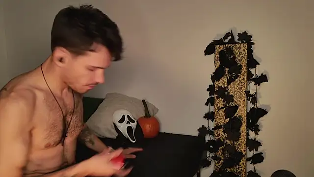 Snapshot of JackDesFeux chatting on October 15, 9:42 am JackDesFeux online show from October 15, 9:42 am