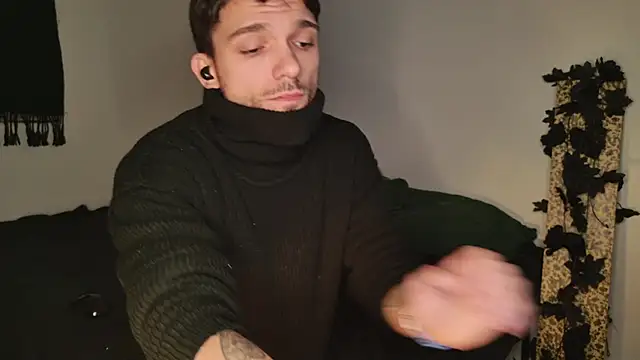 Snapshot of JackDesFeux chatting on November 14, 7:29 am JackDesFeux online show from November 14, 7:29 am