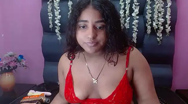 Snapshot of Sofia_Hernandez_ chatting on March 16, 6:20 am Sofia Hernandez online show from March 16, 6:20 am