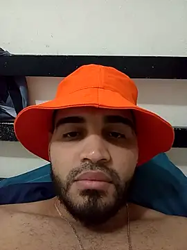 luismanuel 1998 online show from November 28, 3:31 am