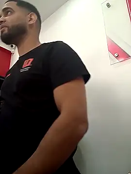 luismanuel 1998 online show from December 1, 6:13 pm