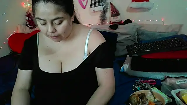 celestehot707rs online show from December 17, 5:13 am