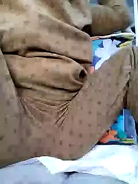 Snapshot of Mie610 chatting on January 11, 1:43 pm Mie610 online show from January 11, 1:43 pm