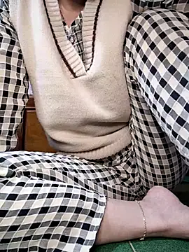 Snapshot of Mie610 chatting on November 28, 12:57 am Mie610 online show from November 28, 12:57 am