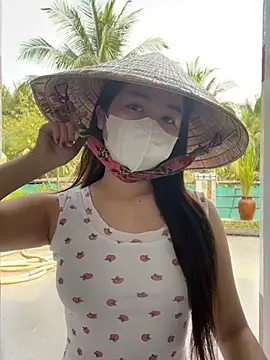 BabyThree  online show from February 10, 8:09 am