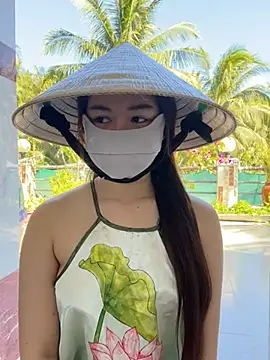 BabyThree  online show from February 27, 8:06 am