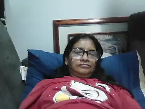 titssmall123 online show from January 31, 6:35 am